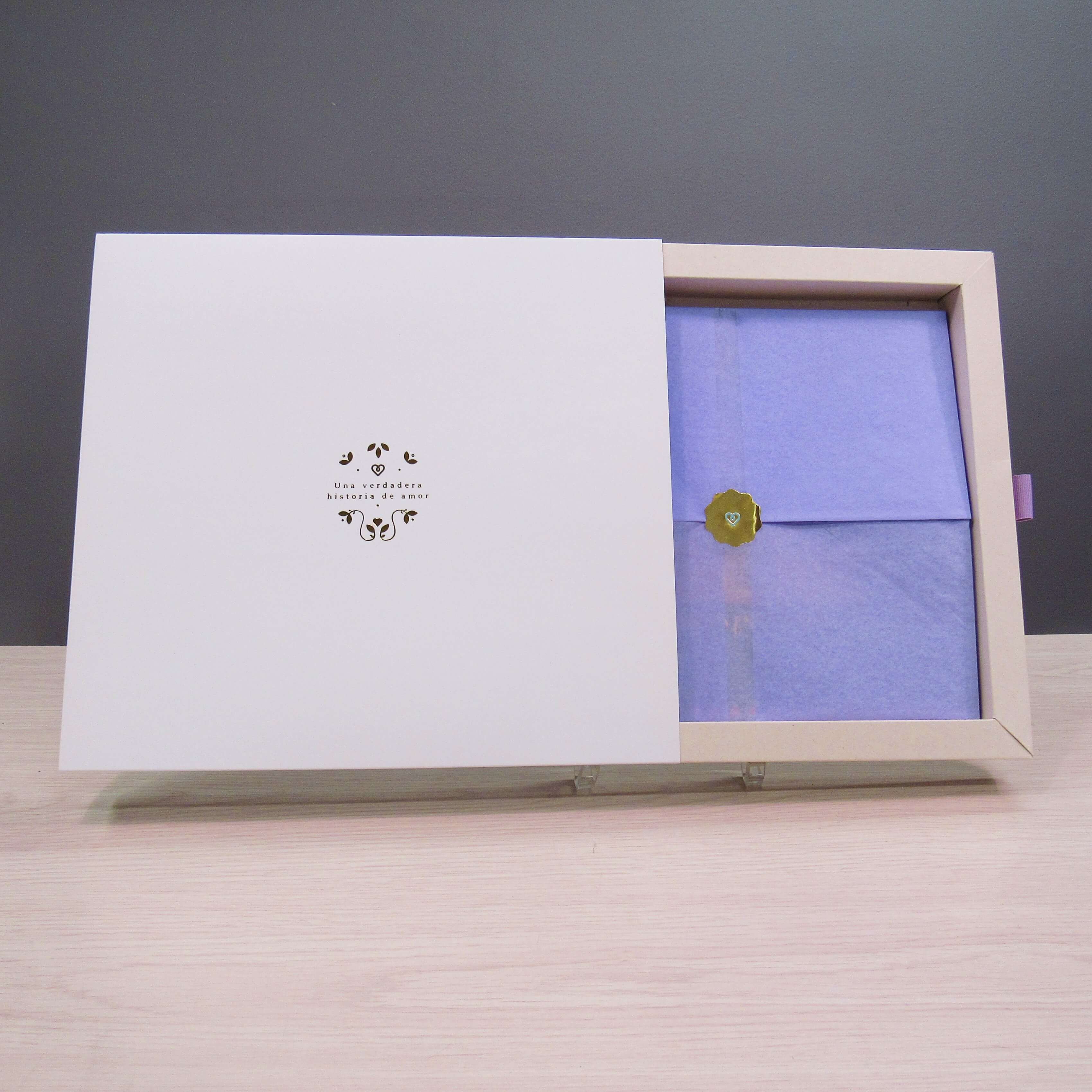 Bono de Toda Ocasión en sobre y libro del bebé