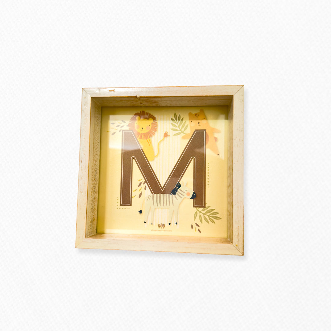 Marco con letras para niños