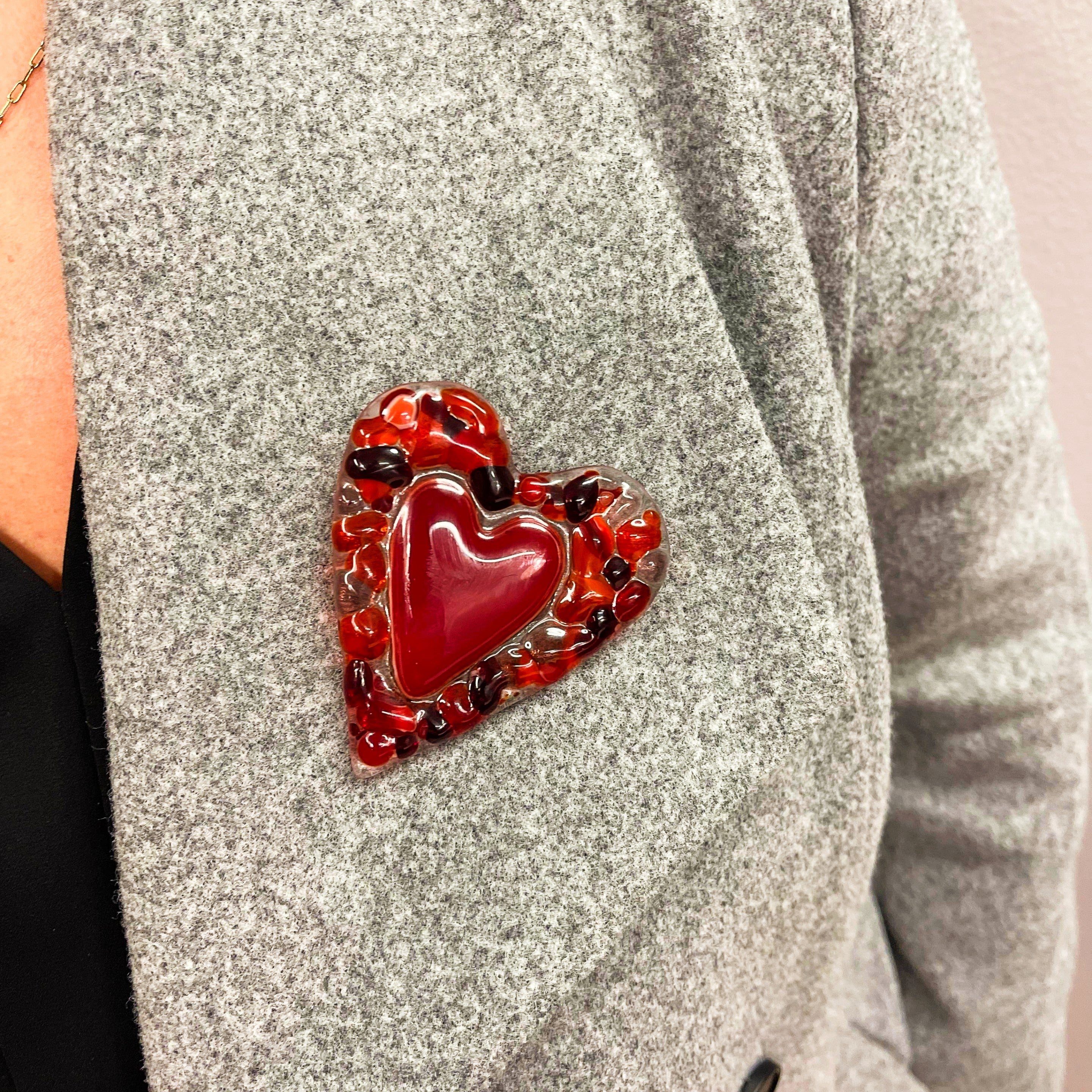 Corazón pin de vidrio