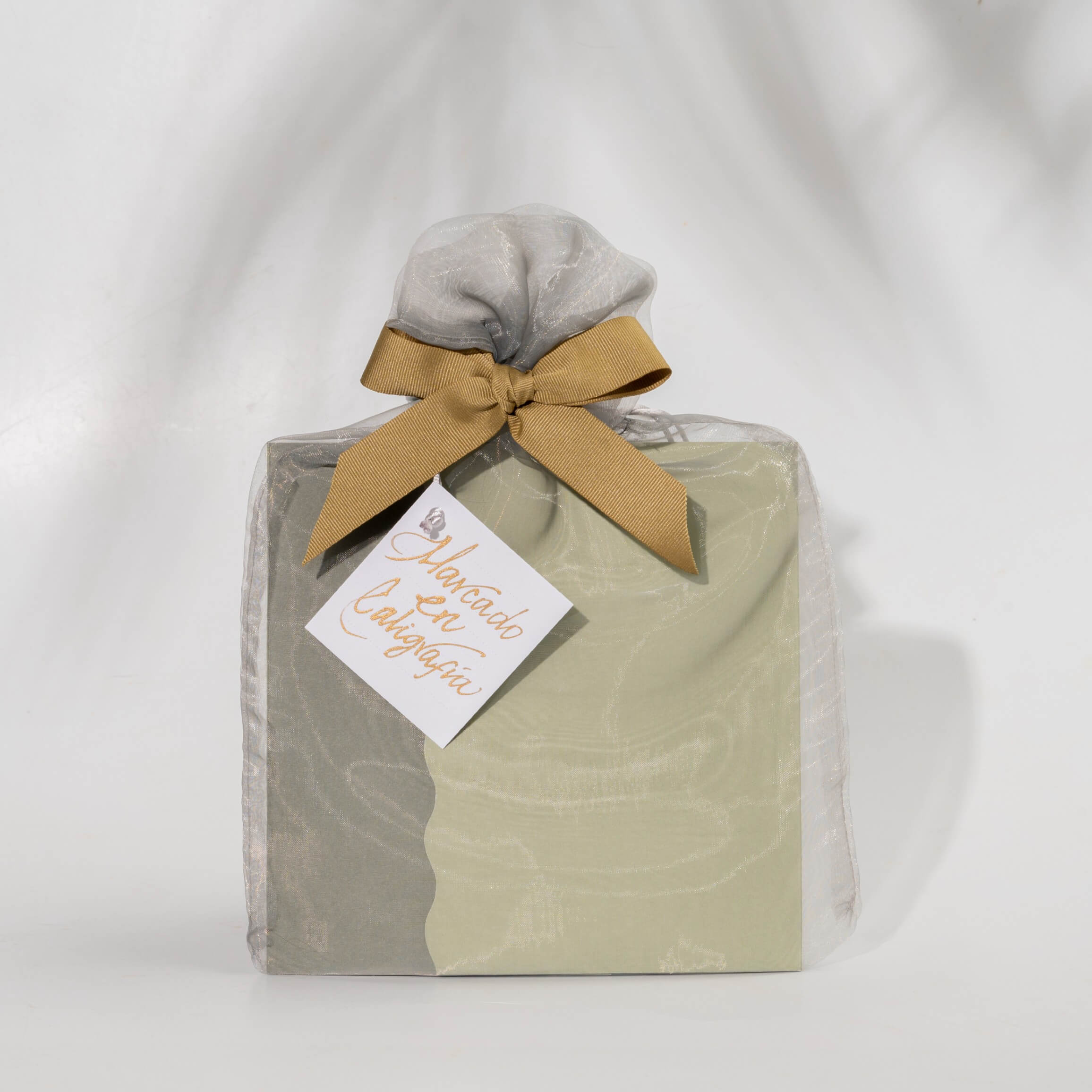 Bono de Pésame en bolsa de tela de organza 2025 con Bonsai